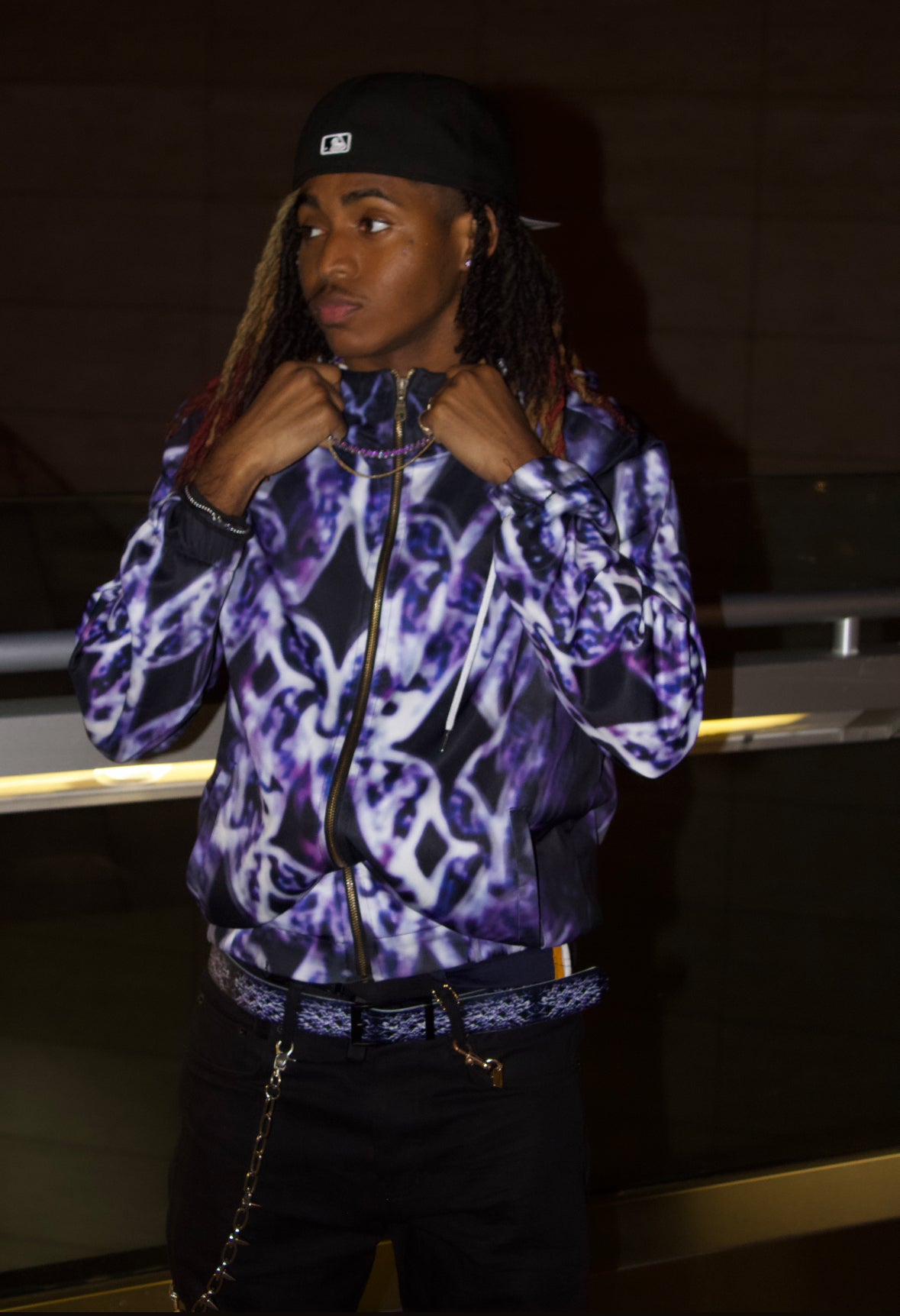 Dark trance hoodie.:•(men’s)